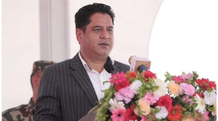 बैतडीका कार्यालय प्रमुखलाई मन्त्री भण्डारीको निर्देशन : नतिजा देखिने काम गर्नुस्