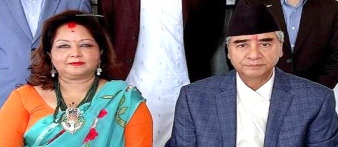 देउवा दम्पती उपचारका लागि सिंगापुर प्रस्थान