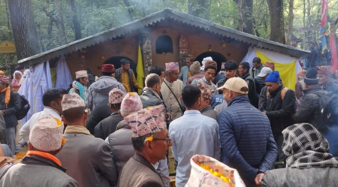 कोणधारी जंगलको बीचमा अवस्थित वाशुलिङ्ग मन्दिरमको पूजा सम्पन्न