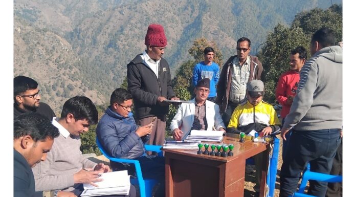 मेलौली नगरपालिकाको घुम्ती सेवा : वडामै पुगेर योजना सम्झौता सुरु
