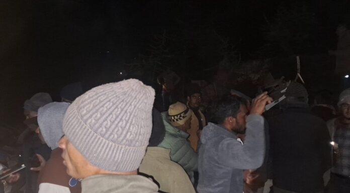 बैतडीमा बस दुर्घटना अपडेट: आठ जनाको मृत्यु, ४५ जना घाइते