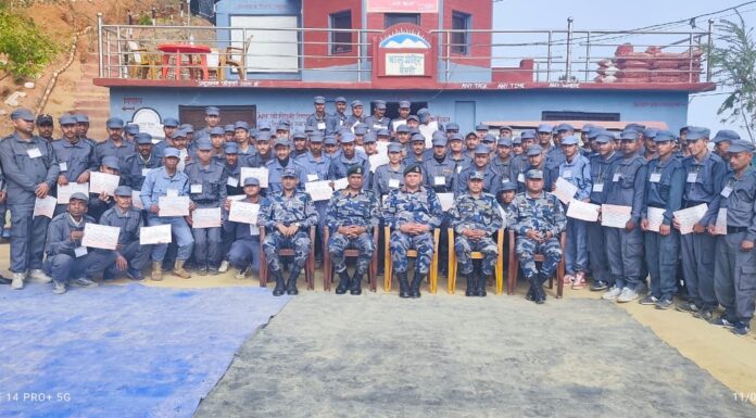 निर्वाचन सुरक्षामा खटिएका निर्वाचन प्रहरीको सम्मानसहित बिदाइ
