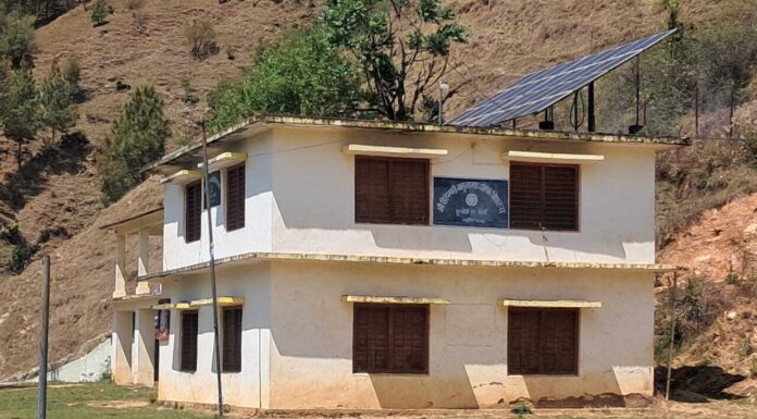पुर्चौडीमा कमजोर इन्टरनेटले विद्यालयको कामकाज प्रभावित