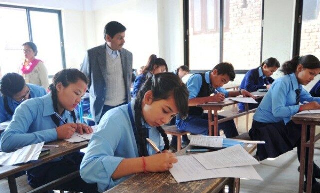 बैतडीमा एसईईको पहिलो दिन ५६ परीक्षार्थी अनुपस्थित