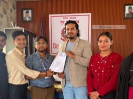 देवानगन्ज घटनाको सत्यतथ्य छानबिनको माग गर्दै बैतडीमा बुझाइयाे ज्ञापनपत्र